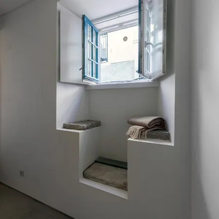 Sta Catarina Design By One *