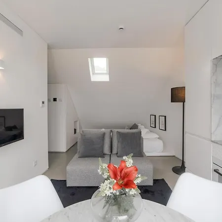 Sta Catarina Design By One